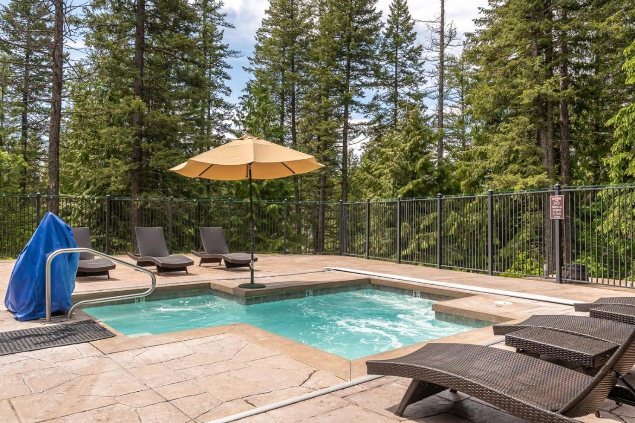 Escape To Ptarmigan Village 50 Whitefish Exterior photo